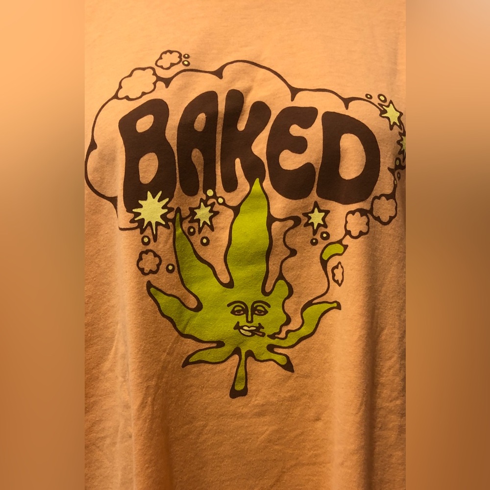 New! Baked T-shirt Cannabox